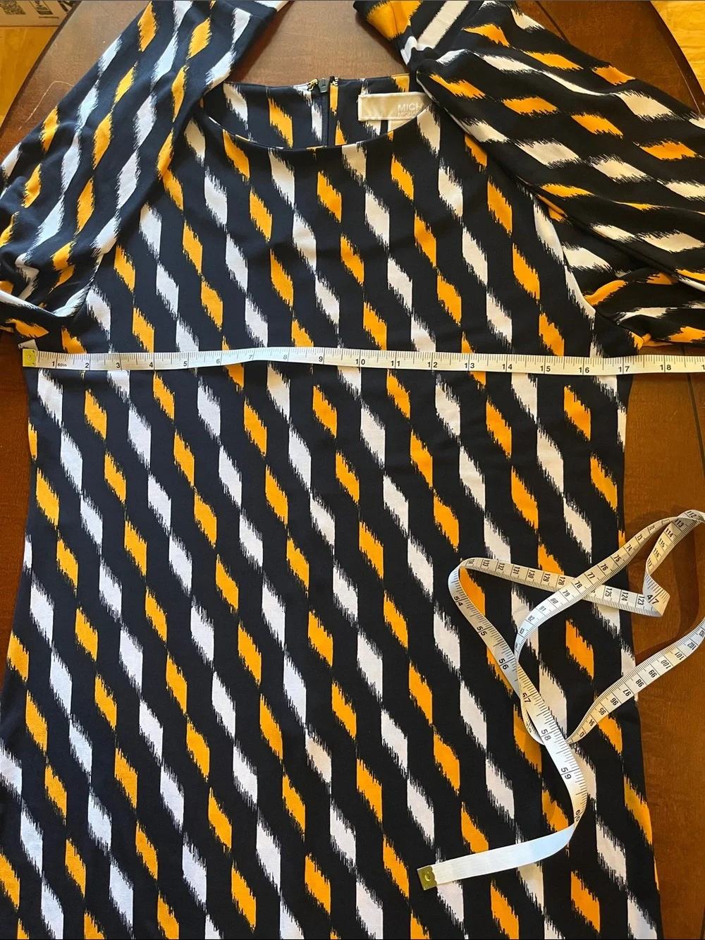 Michael’s Kors Geometric Print Shift Dress Long sleeves. Office, professional S